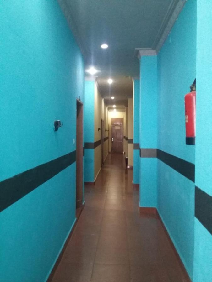 Reddoorz Near Yuki Simpang Raya Mall Medan 2 Hotel Buitenkant foto