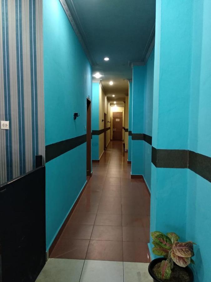 Reddoorz Near Yuki Simpang Raya Mall Medan 2 Hotel Buitenkant foto